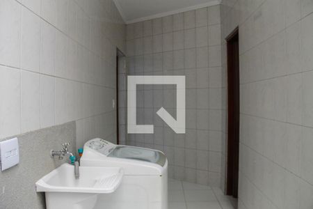 Casa à venda com 167m², 3 quartos e 3 vagas Casa à venda com 167m², 3 quartos e 3 vagasÁrea de Serviço