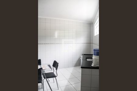 Casa à venda com 167m², 3 quartos e 3 vagas Casa à venda com 167m², 3 quartos e 3 vagasCozinha