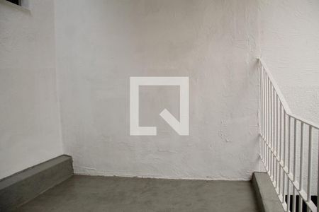 Casa à venda com 167m², 3 quartos e 3 vagas Casa à venda com 167m², 3 quartos e 3 vagasÁrea externa