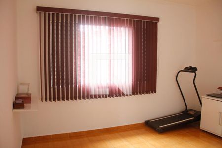 Casa à venda com 167m², 3 quartos e 3 vagas Casa à venda com 167m², 3 quartos e 3 vagasQuarto 2
