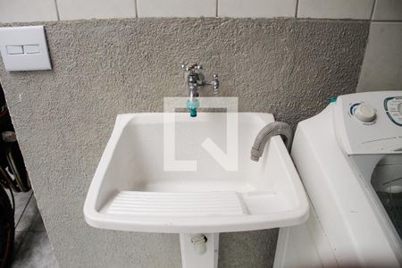 Casa à venda com 167m², 3 quartos e 3 vagas Casa à venda com 167m², 3 quartos e 3 vagasÁrea de Serviço
