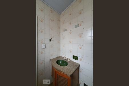 Casa para alugar com 100m², 2 quartos e 1 vagaBanheiro