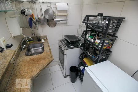 Studio à venda com 40m², 1 quarto e sem vaga Studio à venda com 40m², 1 quarto e sem vagaCozinha - Armários