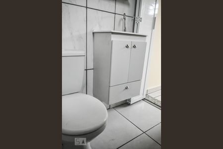 Banheiro de casa para alugar com 1 quarto, 35m² em Itaberaba, São Paulo