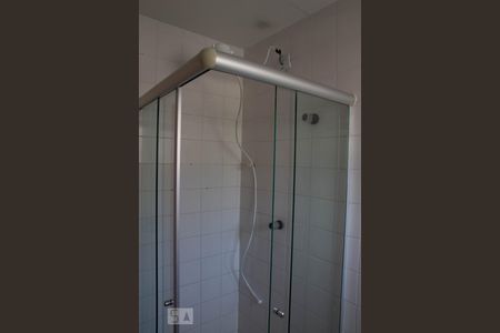 Banheiro de apartamento para alugar com 1 quarto, 45m² em Vila Itapura, Campinas