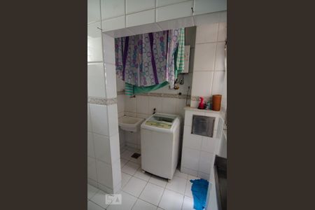 Apartamento à venda com 65m², 2 quartos e sem vagaÁrea de Serviço