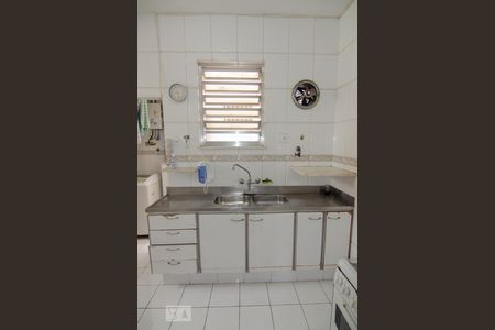 Apartamento à venda com 65m², 2 quartos e sem vagaBanheiro