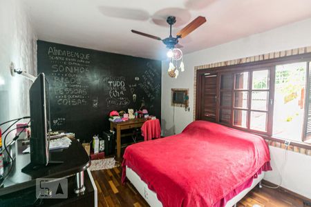 Casa à venda com 280m², 5 quartos e 6 vagasQuarto 2