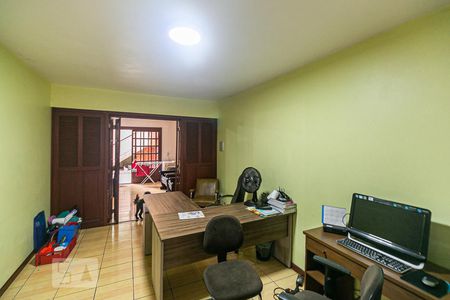 Sala 2 de casa à venda com 5 quartos, 280m² em Cristal, Porto Alegre