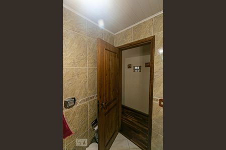 Casa à venda com 280m², 5 quartos e 6 vagasBanheiro do Corredor