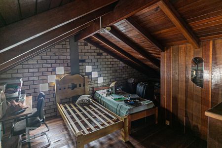 Casa à venda com 280m², 5 quartos e 6 vagasc