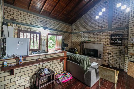 Casa à venda com 280m², 5 quartos e 6 vagasc