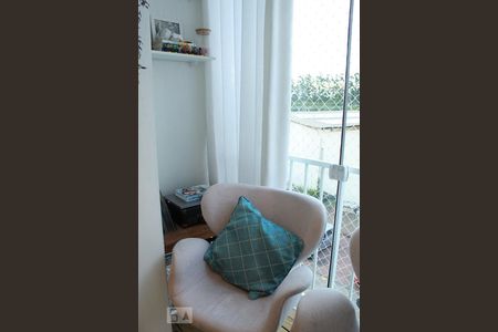 Varanda Fechada de apartamento à venda com 2 quartos, 50m² em Fátima, Canoas