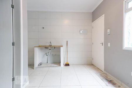 Sala e Cozinha de casa para alugar com 1 quarto, 30m² em Jardim Modelo, São Paulo