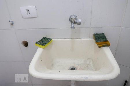 Casa para alugar com 30m², 1 quarto e sem vagaÁrea de Serviço