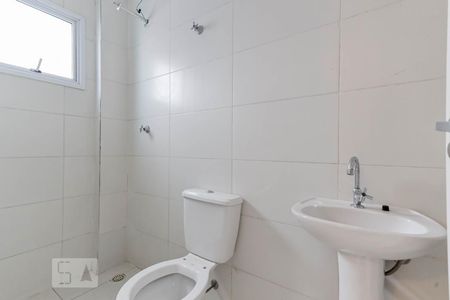 Banheiro de casa para alugar com 1 quarto, 30m² em Jardim Modelo, São Paulo