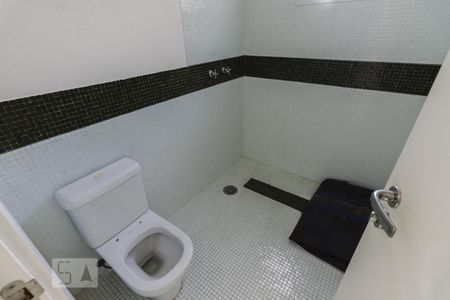 Apartamento à venda com 416m², 3 quartos e 6 vagasBanheiro 4