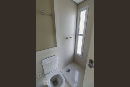 Apartamento à venda com 416m², 3 quartos e 6 vagasBanheiro 2 da Suíte 3