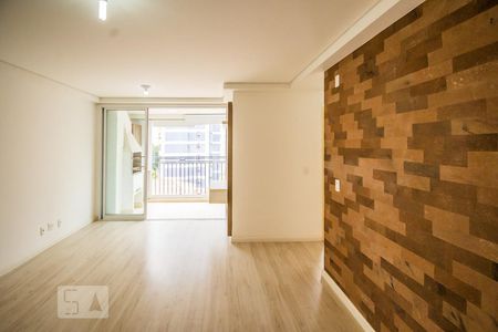 Sala de apartamento à venda com 2 quartos, 61m² em Cambuí, Campinas