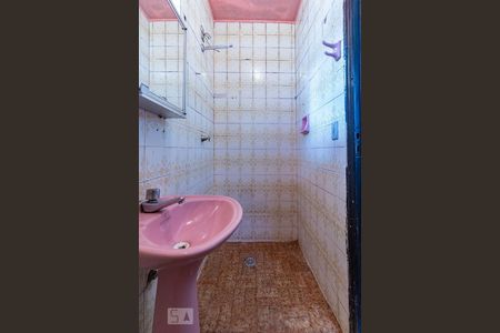 Banheiro de casa para alugar com 1 quarto, 60m² em Vila da Paz, São Paulo