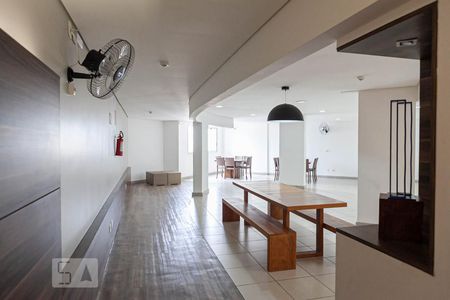 Apartamento para alugar com 44m², 2 quartos e sem vagaÁrea comum - Salão de festas