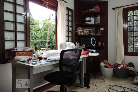 Casa de condomínio à venda com 301m², 4 quartos e 4 vagasQuarto 2