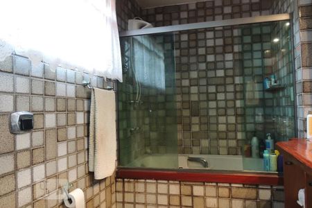 Casa de condomínio à venda com 301m², 4 quartos e 4 vagasQuarto 4 - Suíte