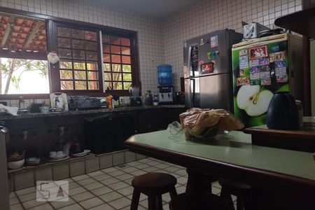 Casa de condomínio à venda com 301m², 4 quartos e 4 vagas Casa de condomínio à venda com 301m², 4 quartos e 4 vagasCozinha