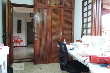 Casa de condomínio à venda com 301m², 4 quartos e 4 vagasQuarto 2
