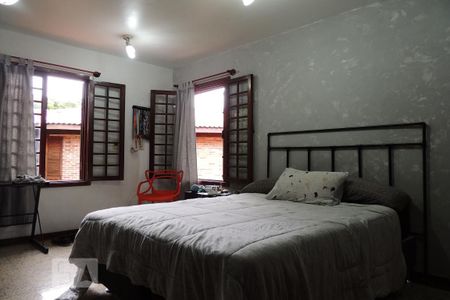 Casa de condomínio à venda com 301m², 4 quartos e 4 vagasQuarto 1 - Suíte