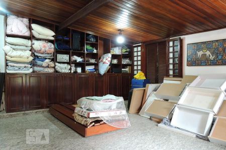 Casa de condomínio à venda com 301m², 4 quartos e 4 vagasCloset do quarto 4