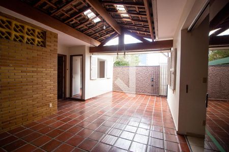 Casa para alugar com 160m², 3 quartos e 1 vagaQuintal