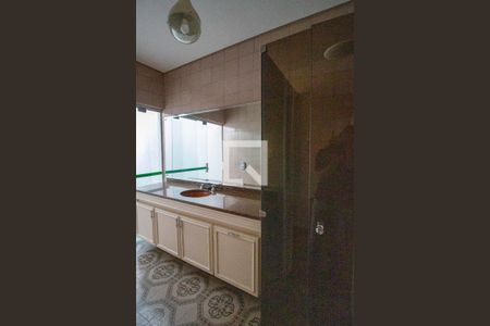 Casa para alugar com 160m², 3 quartos e 1 vagaBanheiro