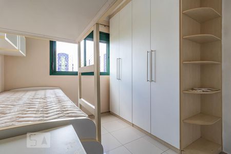 Apartamento à venda com 98m², 3 quartos e 2 vagasQuarto 2