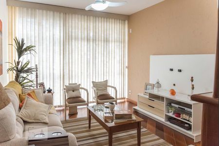 Sala  de apartamento à venda com 3 quartos, 134m² em Grajau, Rio de Janeiro