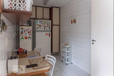 Apartamento à venda com 134m², 3 quartos e 2 vagascozinha 