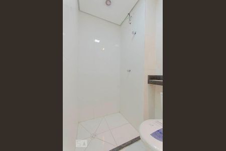 Apartamento à venda com 56m², 2 quartos e 1 vaga Apartamento à venda com 56m², 2 quartos e 1 vagaBanheiro