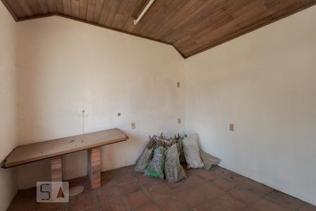 Casa à venda com 458m², 8 quartos e 6 vagasQuarto de Serviço