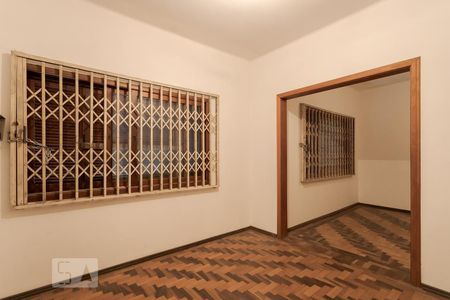 Sala 1 de casa à venda com 8 quartos, 458m² em Auxiliadora, Porto Alegre