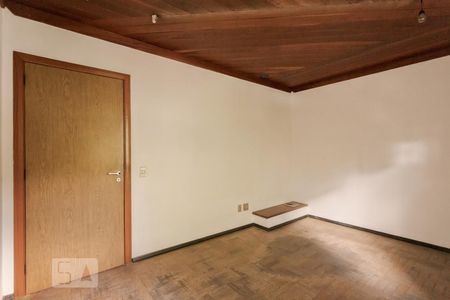 Casa à venda com 458m², 8 quartos e 6 vagasQuarto 4