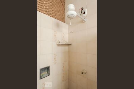 Casa à venda com 458m², 8 quartos e 6 vagasBanheiro da Suíte 1