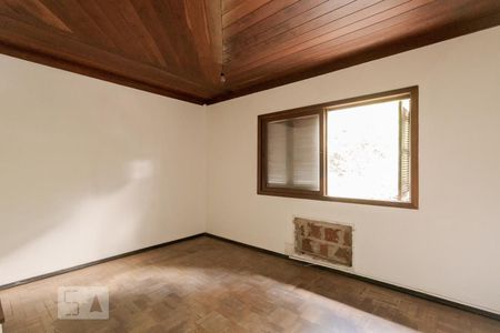 Casa à venda com 458m², 8 quartos e 6 vagasQuarto 4