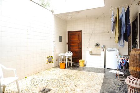 Casa à venda com 600m², 5 quartos e 10 vagasÁrea de Serviço
