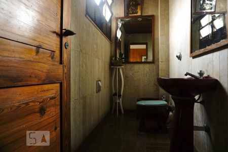 Casa à venda com 600m², 5 quartos e 10 vagasLavabo