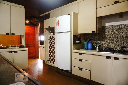 Casa à venda com 600m², 5 quartos e 10 vagasCozinha