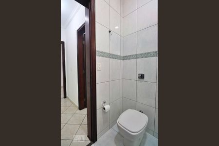 Apartamento à venda com 67m², 2 quartos e 1 vagaBanheiro Social