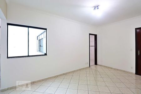 Apartamento à venda com 67m², 2 quartos e 1 vagaSala