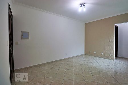 Apartamento à venda com 67m², 2 quartos e 1 vagaSala