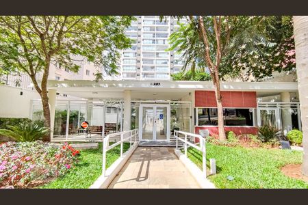 Apartamento à venda com 76m², 2 quartos e 1 vagaFachada