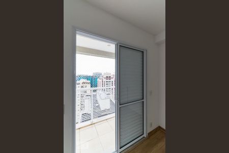 Apartamento à venda com 76m², 2 quartos e 1 vagaSacada da Suíte